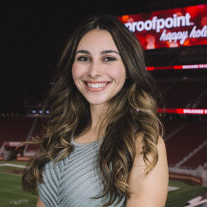 Meet your Posher, Alessandra